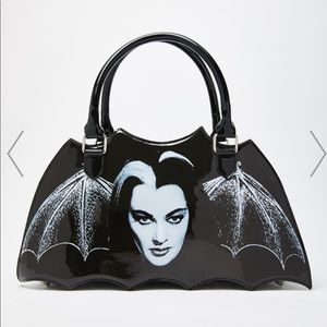 Lilly bat purse